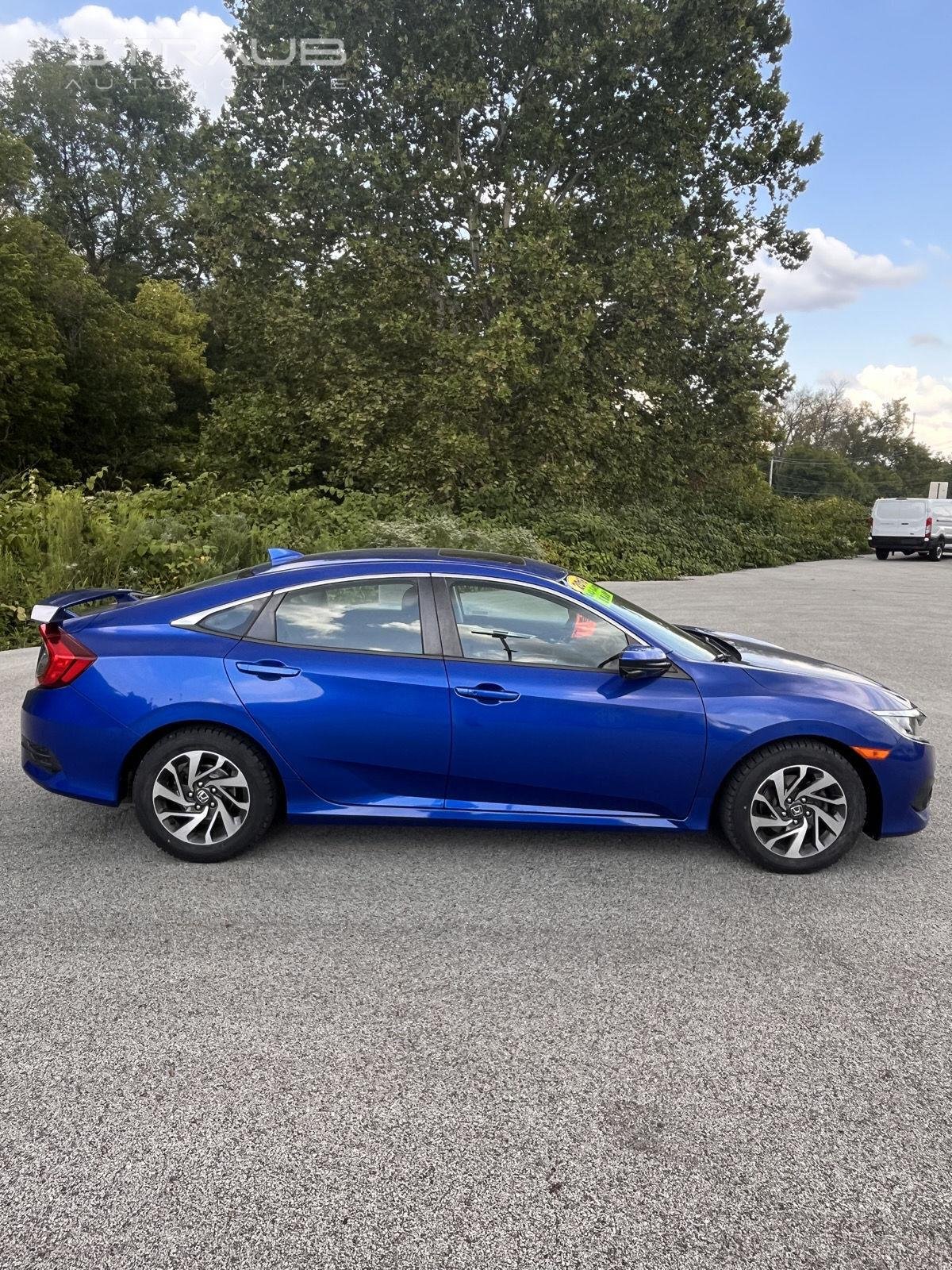 Used 2018 Aegean Blue Metallic Honda  image 7