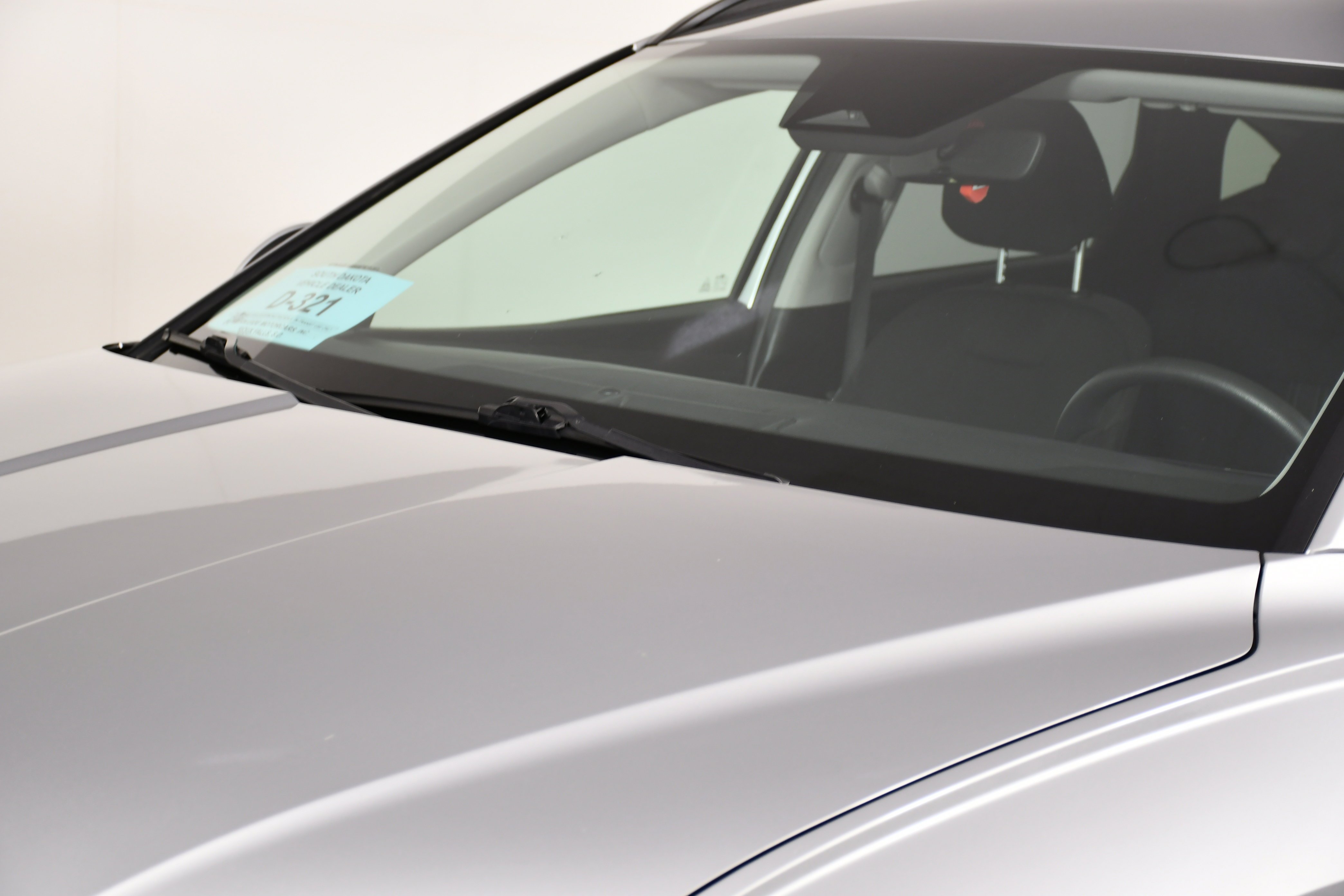 Used 2025 Shimmering Silver Hyundai SEL image 12