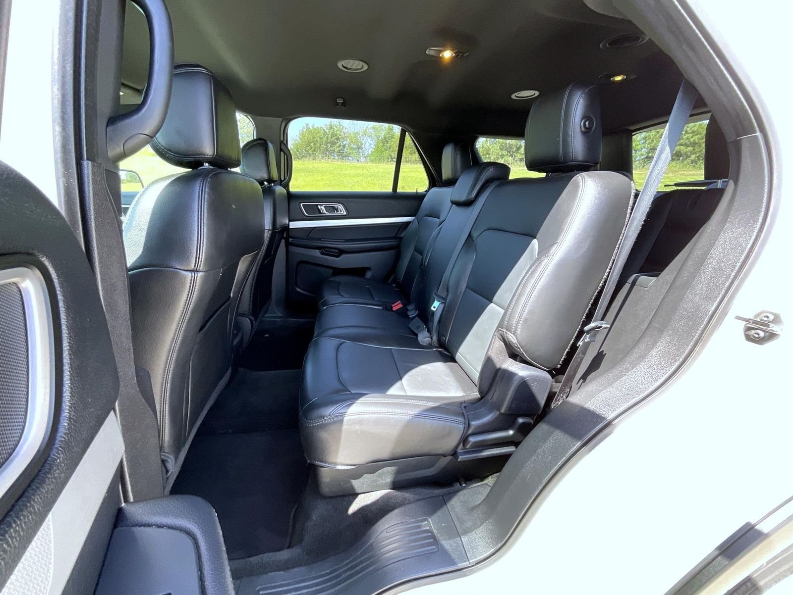 Used 2017 White Ford XLT image 22