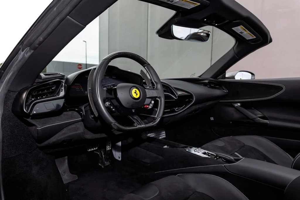 Used 2024 Grigio Silverstone Ferrari  image 24