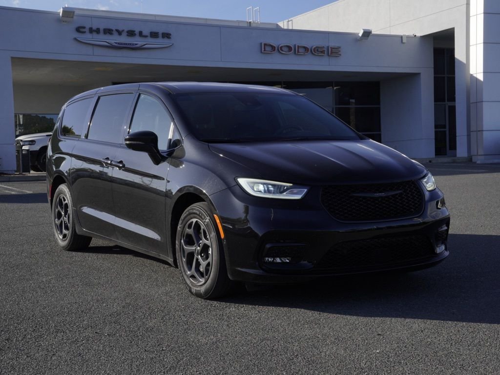 2022 Chrysler Pacifica Hybrid Touring L