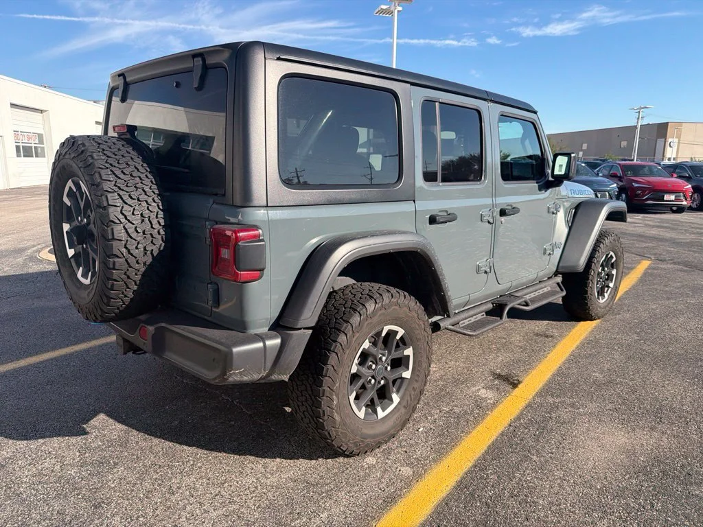 Used 2024 Gray Jeep Rubicon 4xe image 4