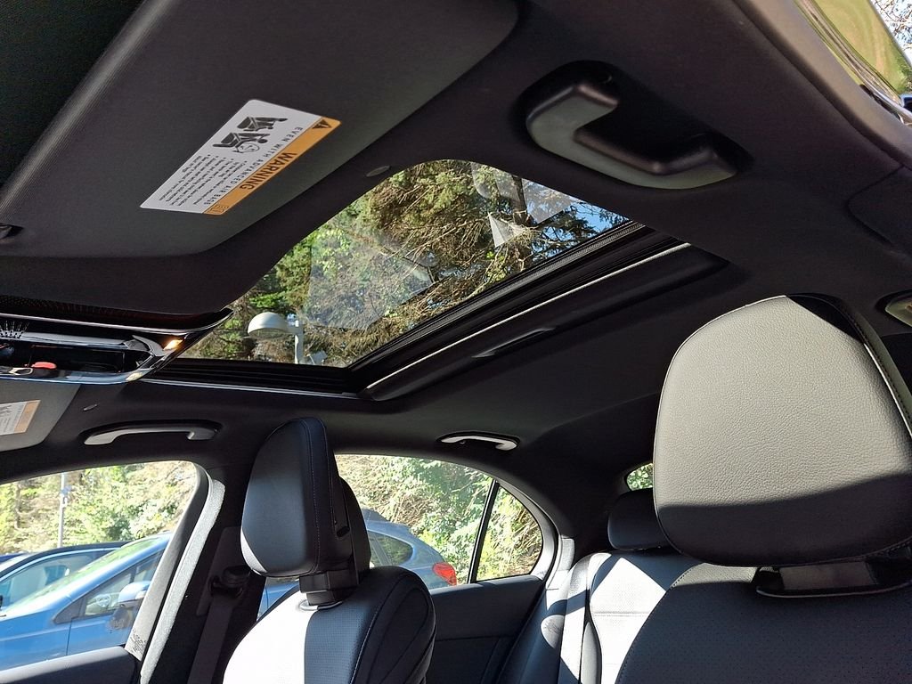 2025 Mercedes-Benz C-Class Sedan C 300 - Photo 14