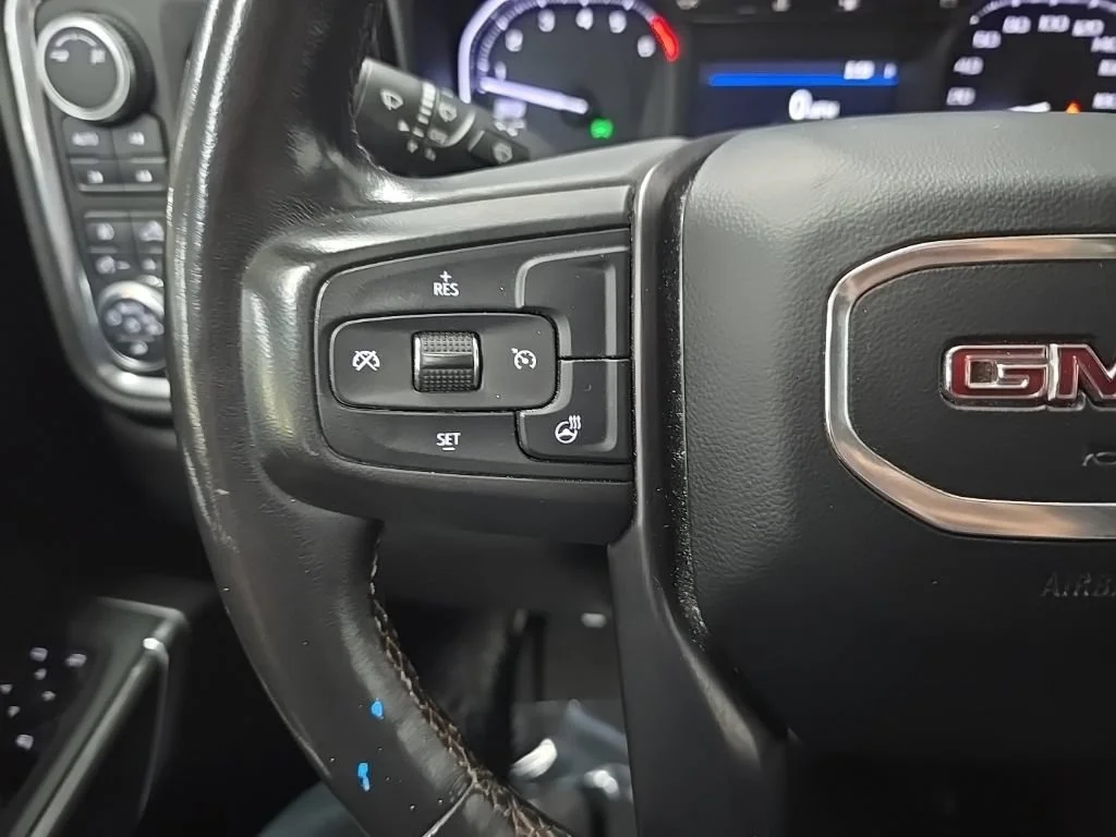 Used 2019 Summit White GMC AT4 image 19