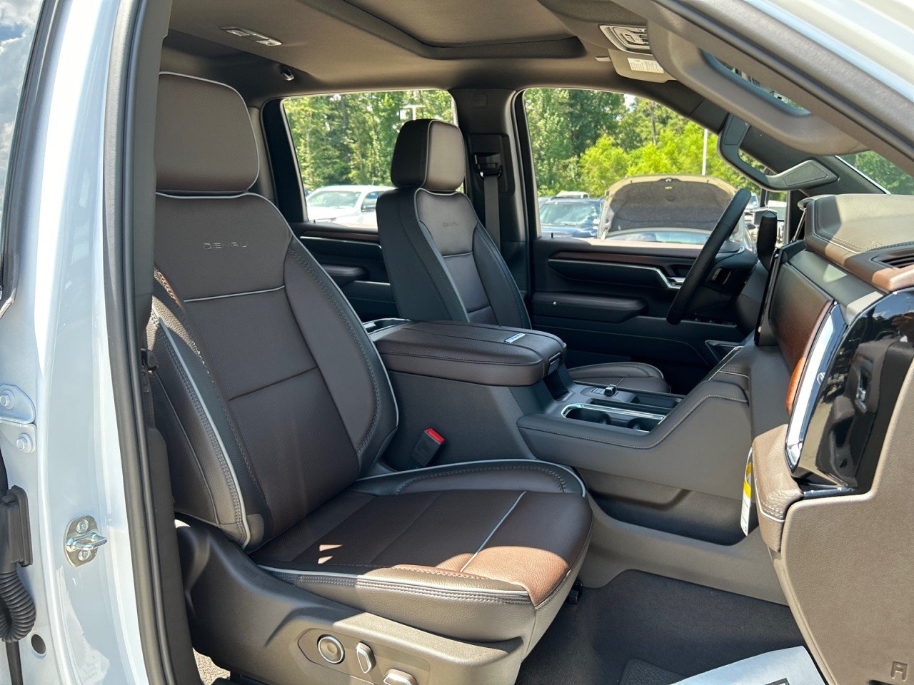 2026 GMC Sierra 3500HD Denali - Photo 20