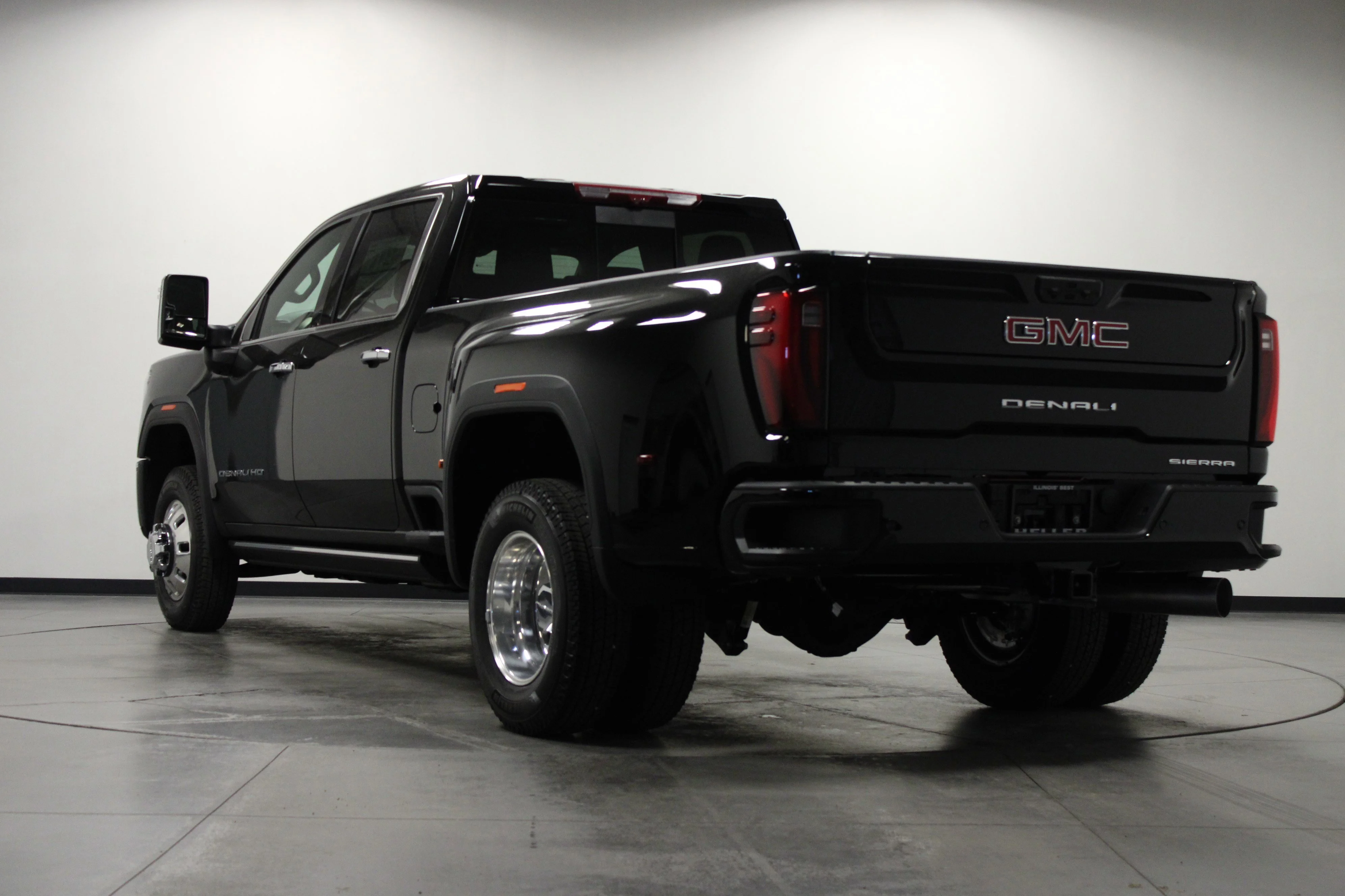 New 2026 Onyx Black GMC Denali DRW image 6