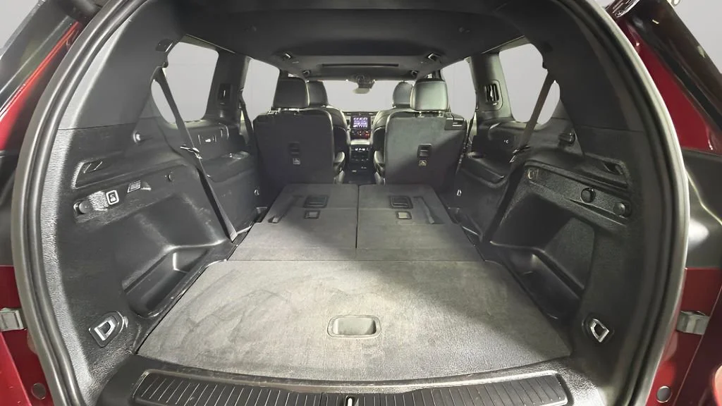 Used 2022 Red Jeep Altitude 4x2 image 39