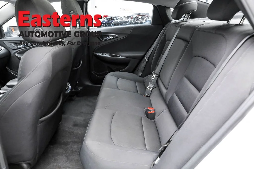 Used 2022 Silver Chevrolet LT image 21