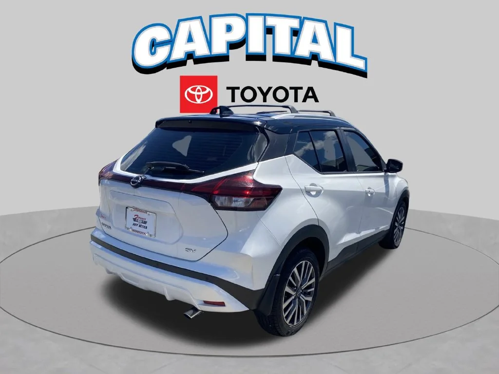 Used 2023 White Nissan SV image 16