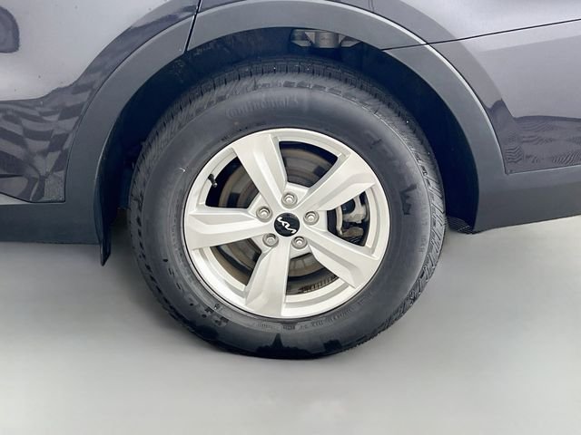 Used 2025  Kia LX image 34