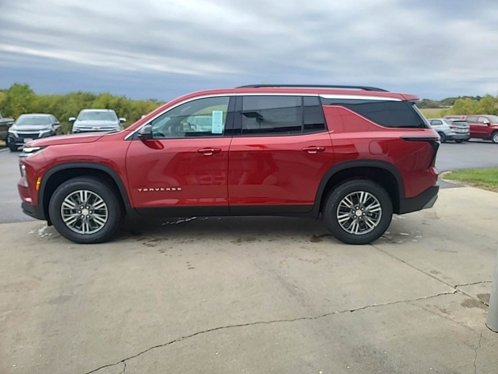 2026 Chevrolet Traverse photo 4