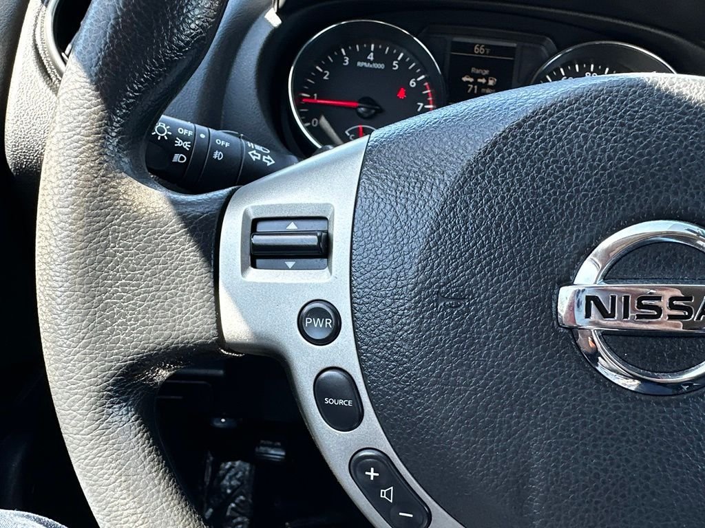 Used 2012 Black Nissan S image 29