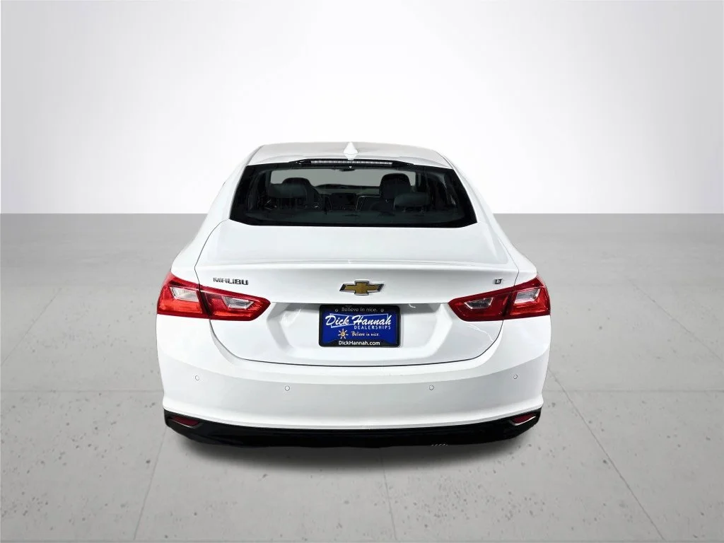 Used 2025 White Chevrolet LT image 7