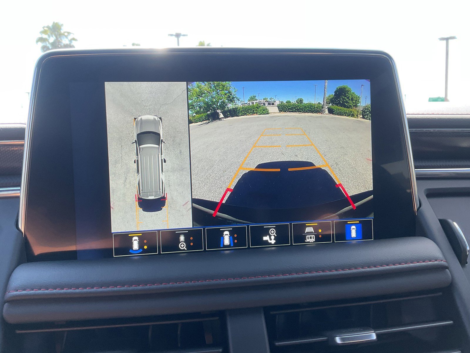 2022 Chevrolet Tahoe RST - Photo 12
