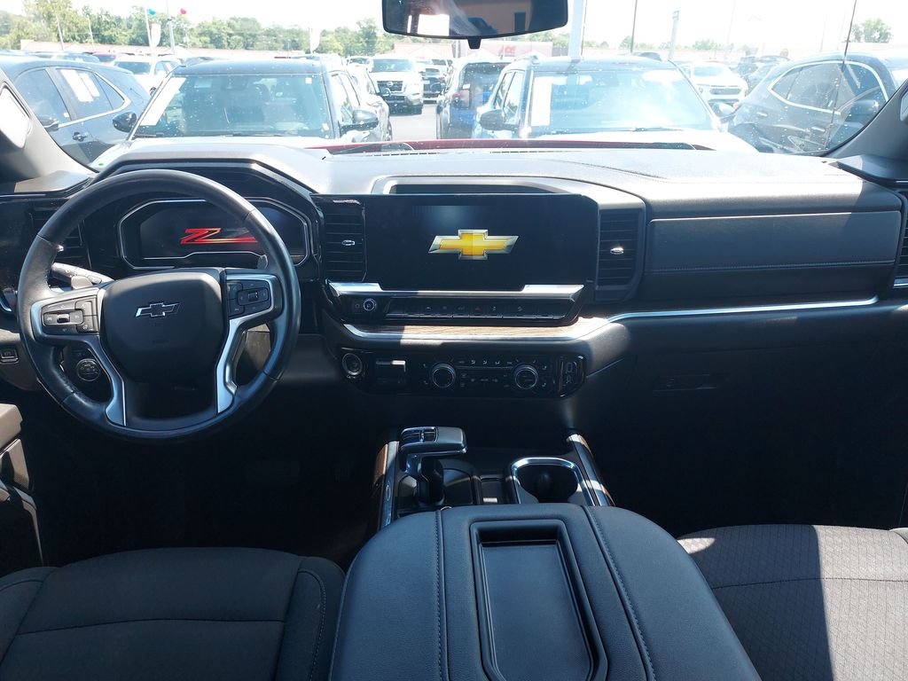Used 2022 Red Chevrolet RST image 15