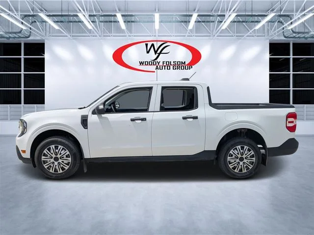 Used 2025 White Ford XL image 7