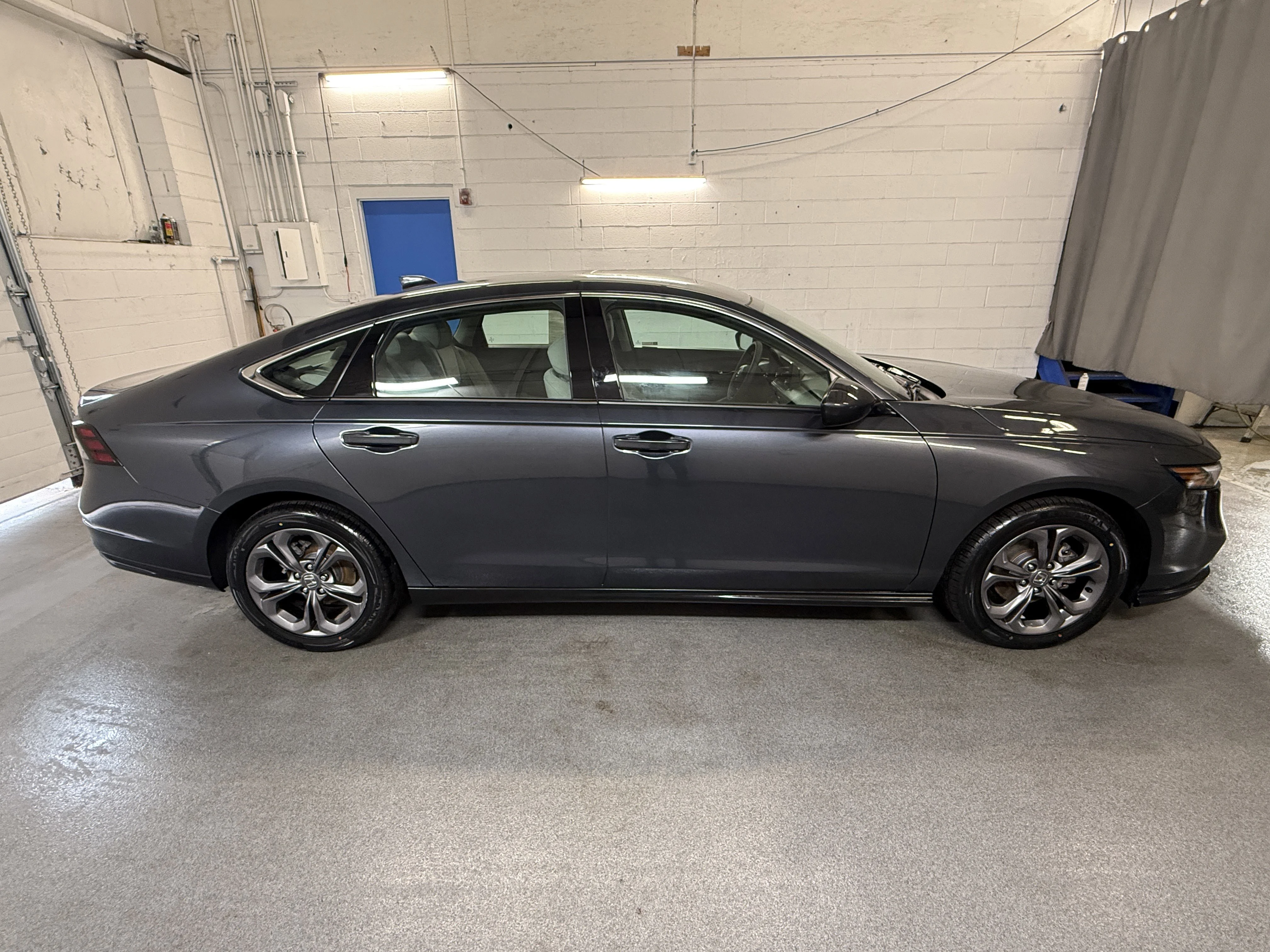 Certified Used 2023 Meteorite Gray Metallic Honda EX image 9