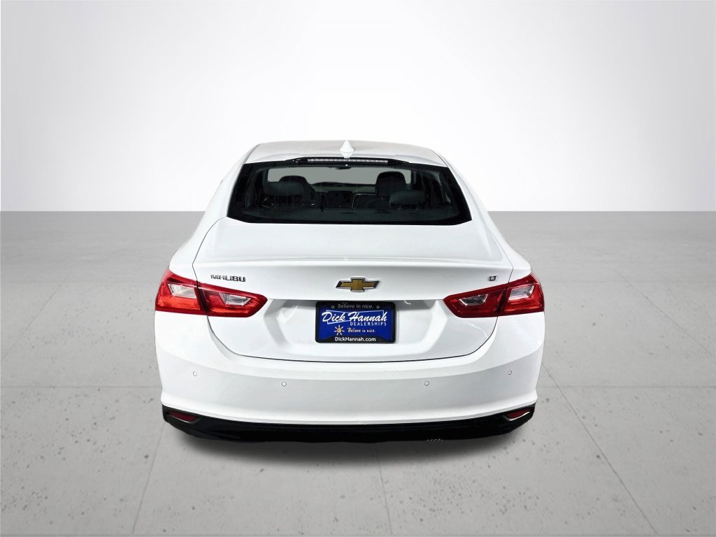 Used 2025 Summit White Chevrolet LT image 7