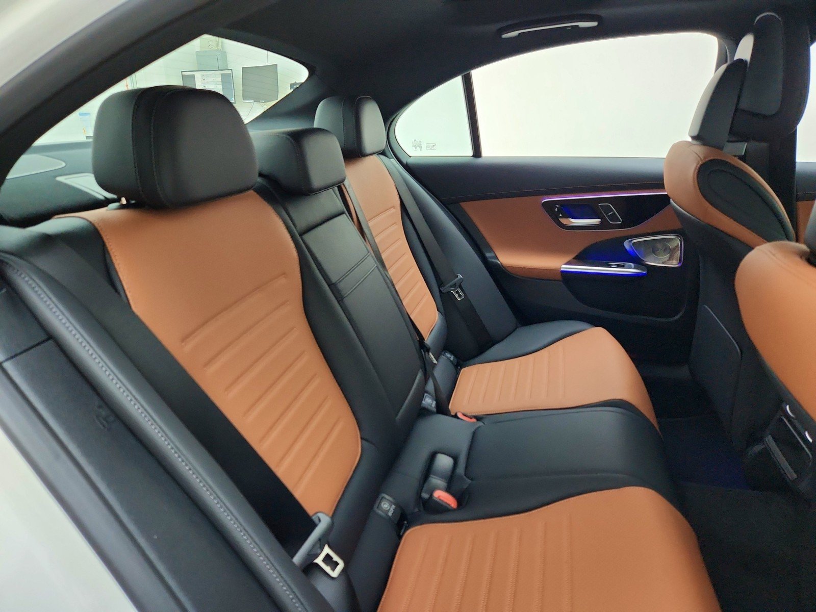 New 2026 Polar White Mercedes-Benz C 300 Sedan image 21