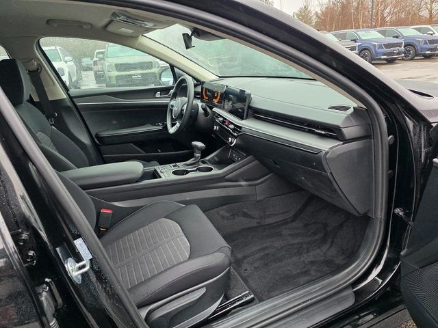 New 2026 Aurora Black Kia LXS image 10