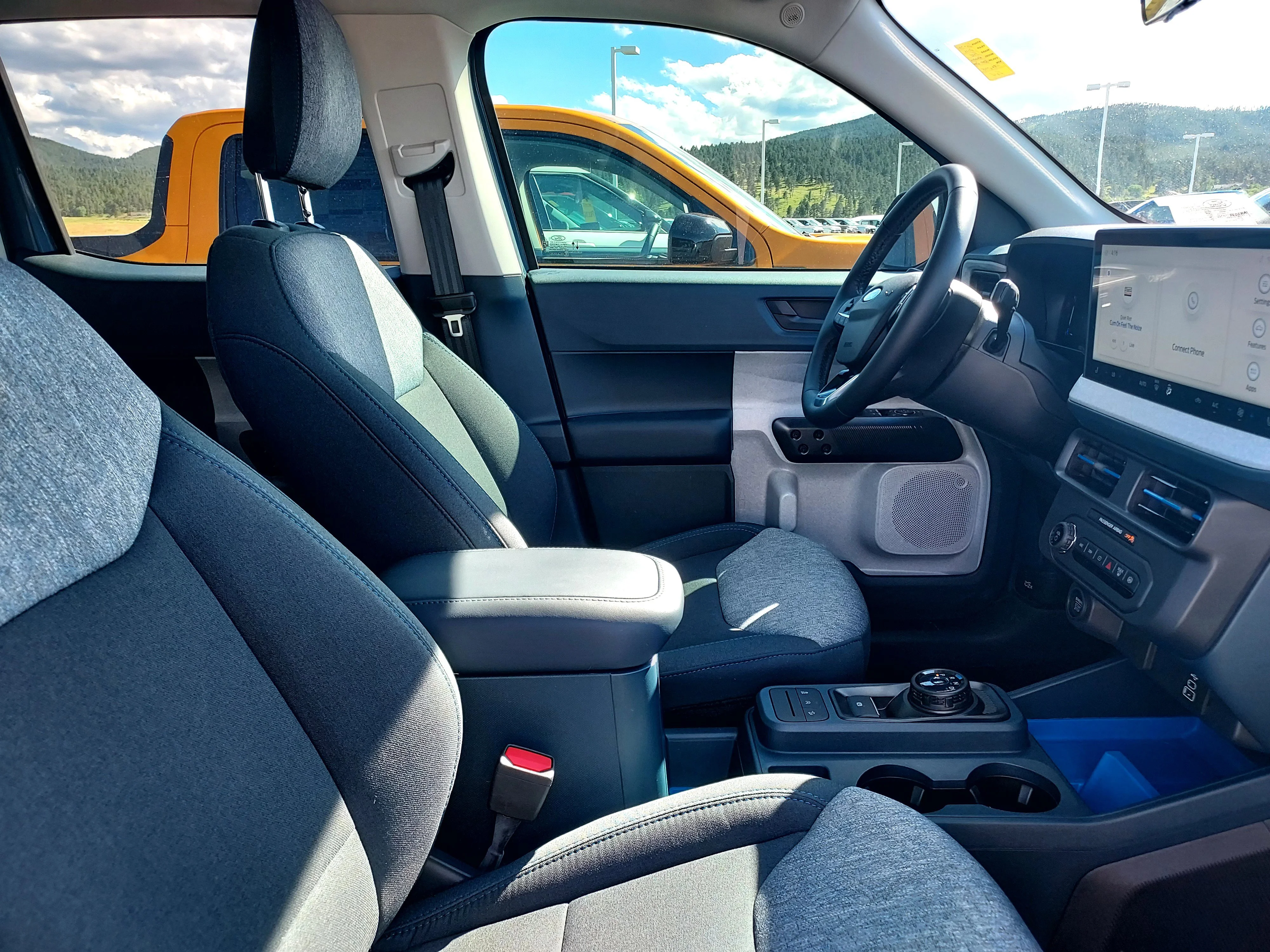 New 2026 Azure Gray Metallic Tri-Coat Ford XLT image 23
