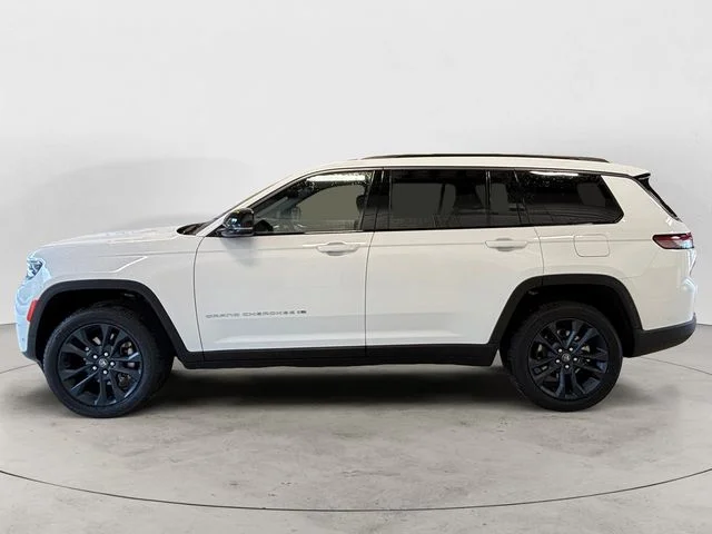 New 2026 White Jeep Limited image 2