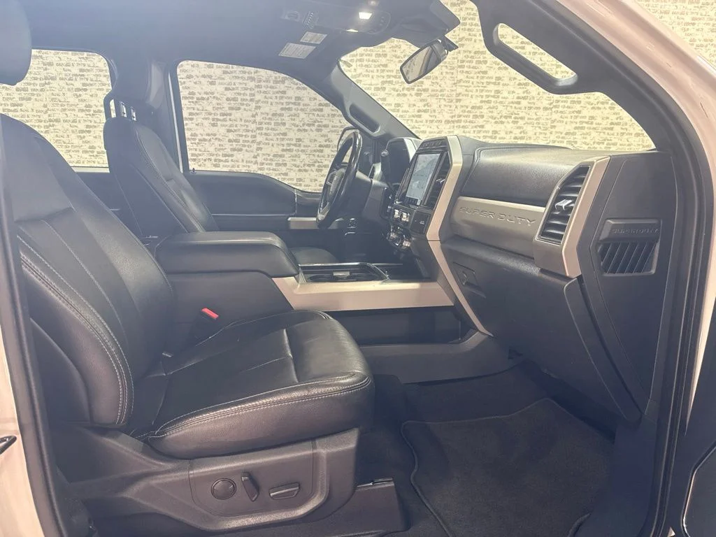 Used 2022 Oxford White Ford Lariat image 11