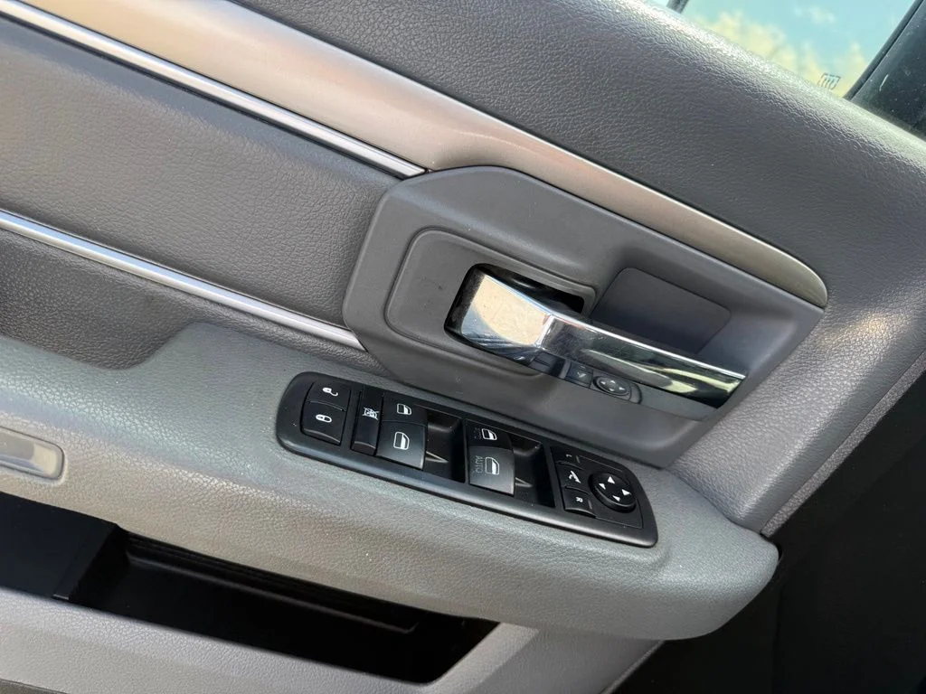 Used 2019 Gray Ram Big Horn image 6