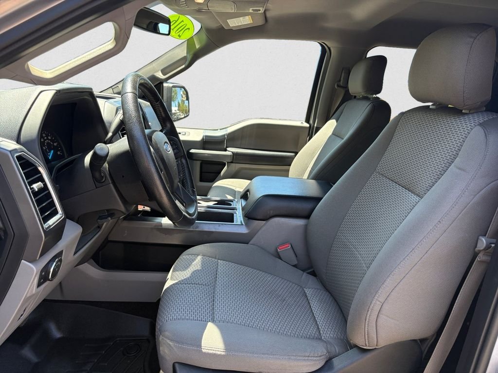 Used 2016 Silver Ford XLT image 17