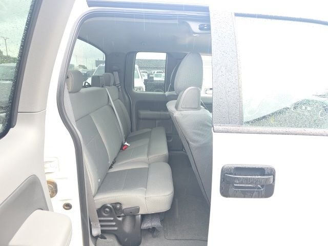 Used 2008 White Ford  image 10