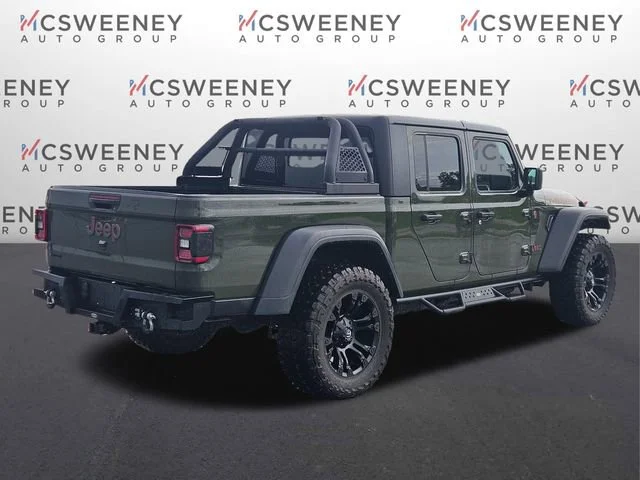 Used 2024 Green Jeep Mojave image 5