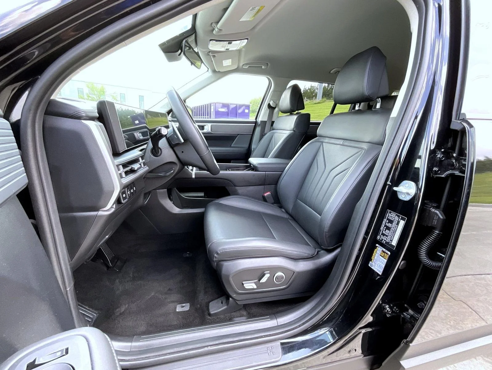 Used 2026 Black Hyundai SEL image 10