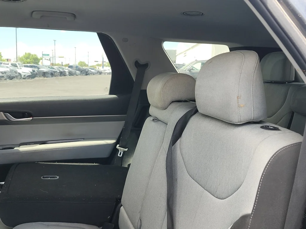 Used 2022 Steel Graphite Hyundai SE image 12
