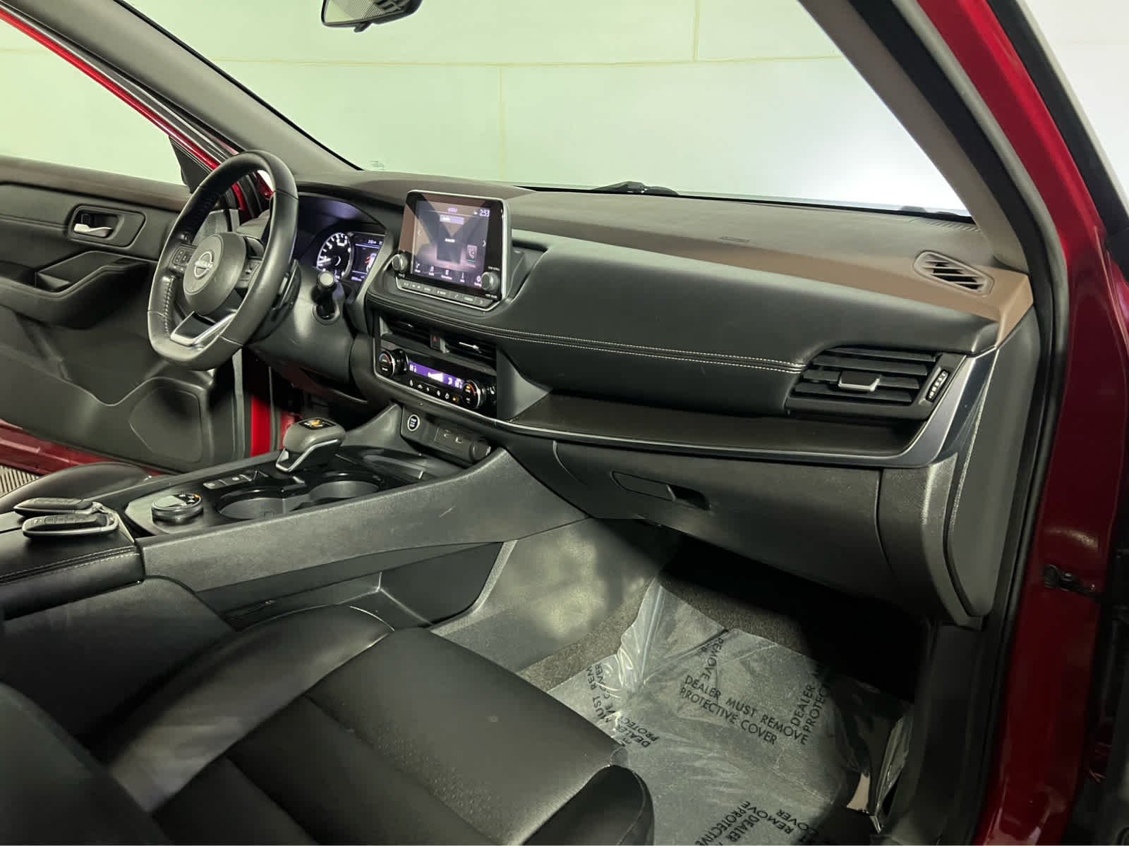 Used 2023 Scarlet Ember Tintcoat Nissan SV image 31