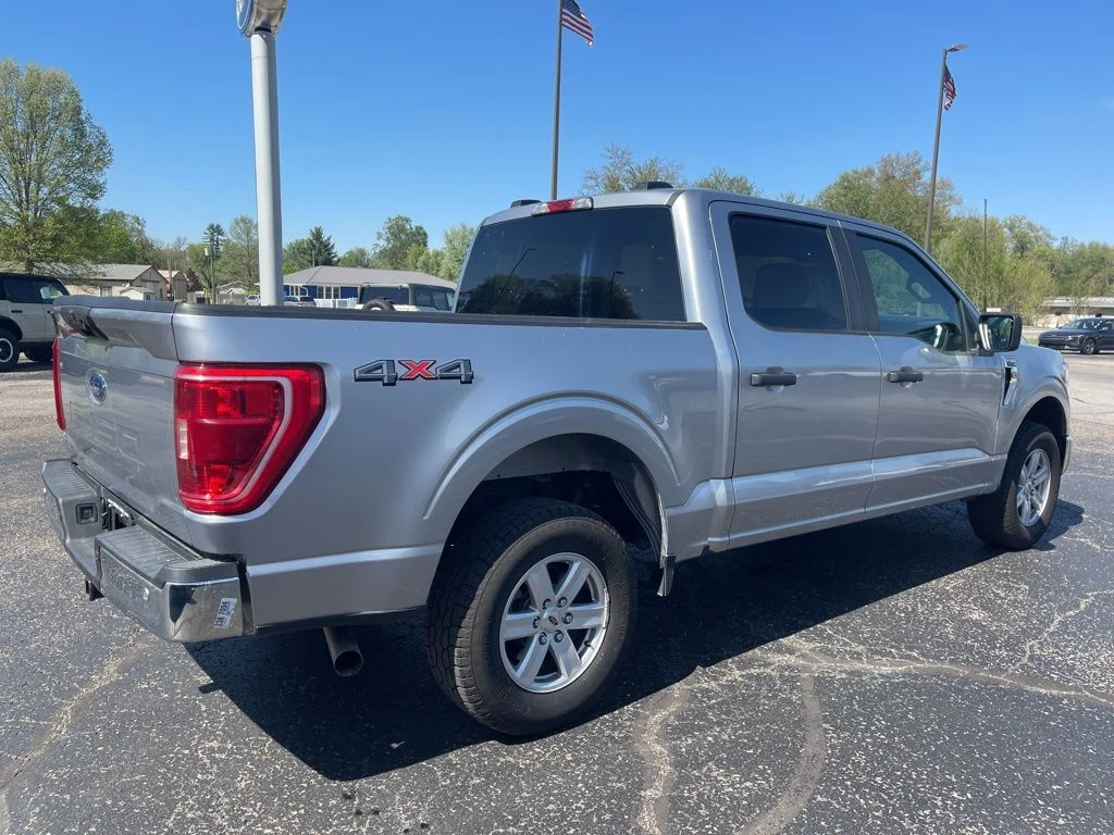 Used 2022 Silver Ford XLT image 7
