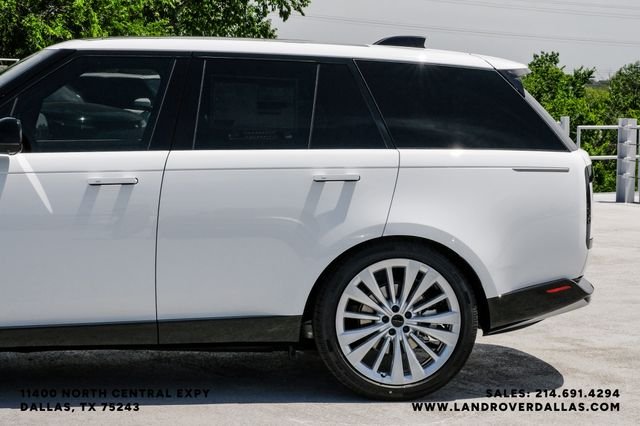 2026 Land Rover Range Rover SE - Photo 11