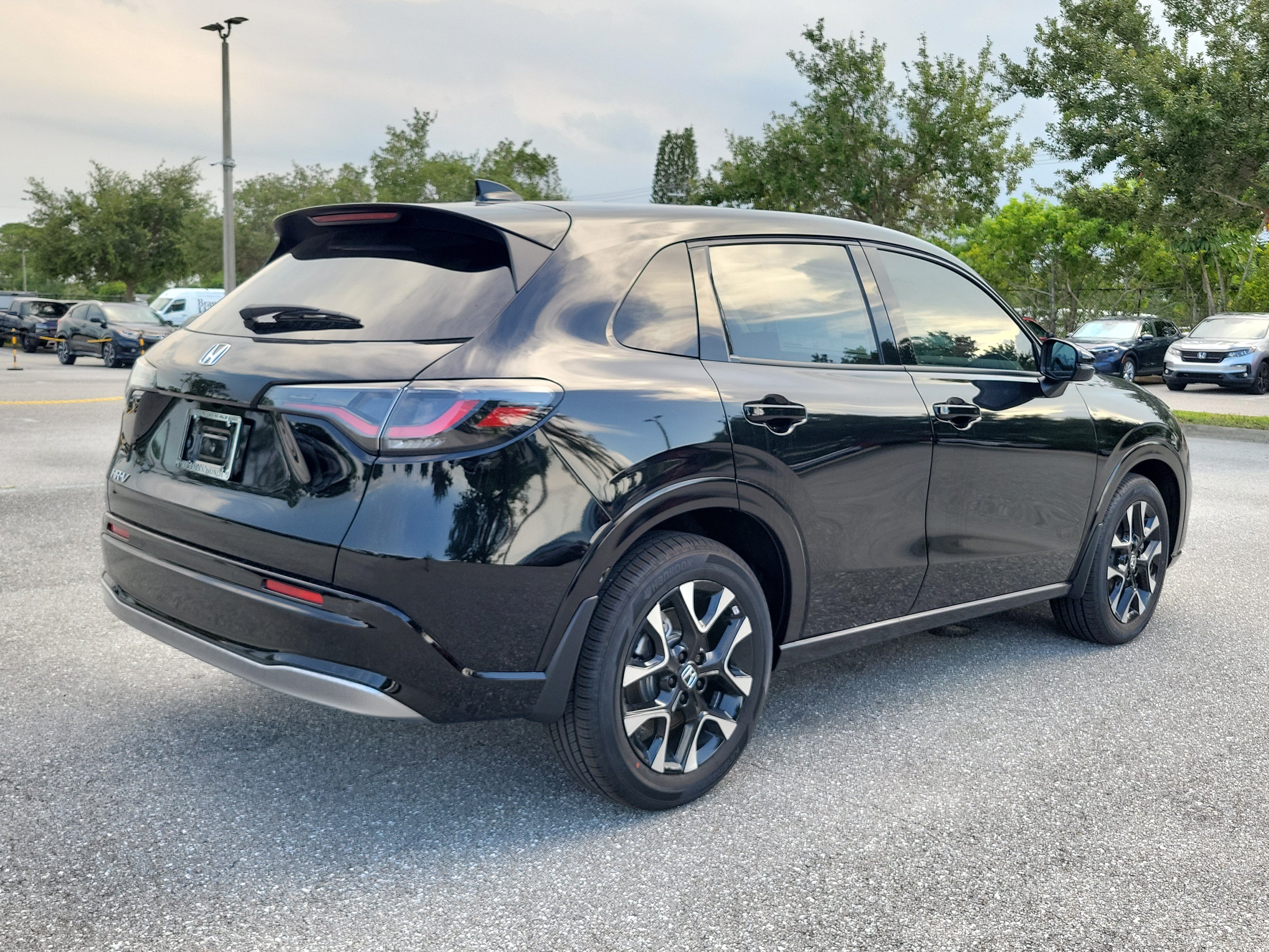 New 2027 Crystal Black Pearl Honda EX-L image 6