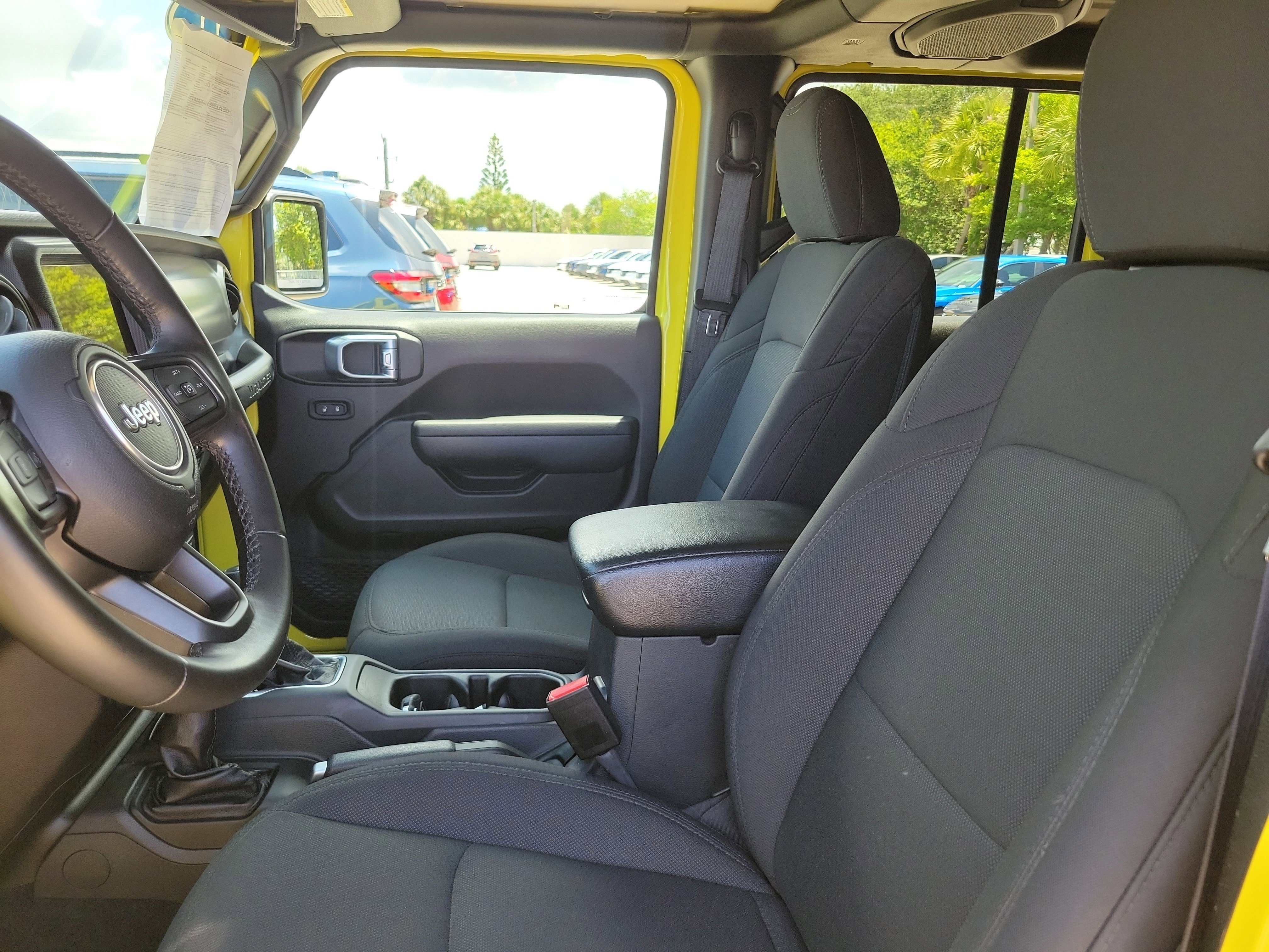 Used 2022 High Velocity Clearcoat Jeep Unlimited Sport S image 17