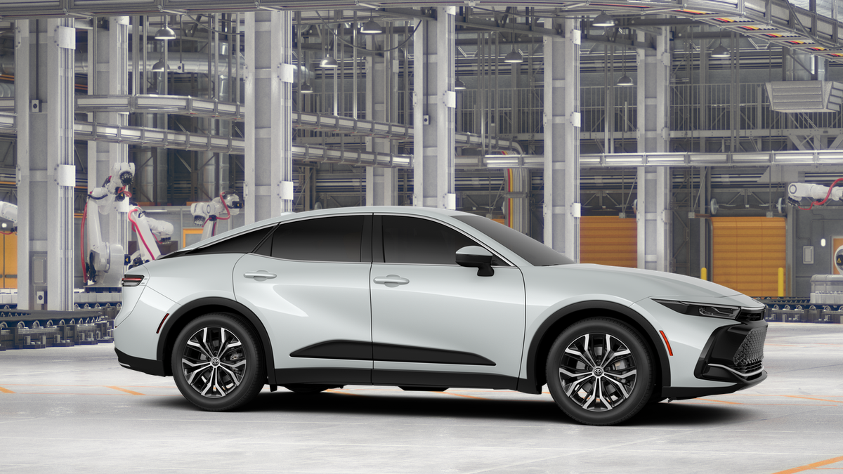 New 2026 Oxygen White Toyota XLE image 13