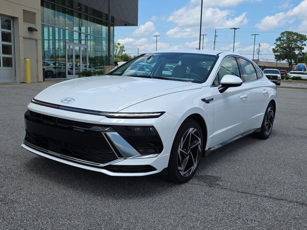 New 2026 Serenity White Hyundai SEL Sport image 4