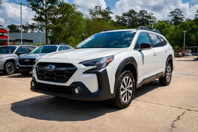 Certified Used 2025 Crystal White Pearl Subaru Premium image 11