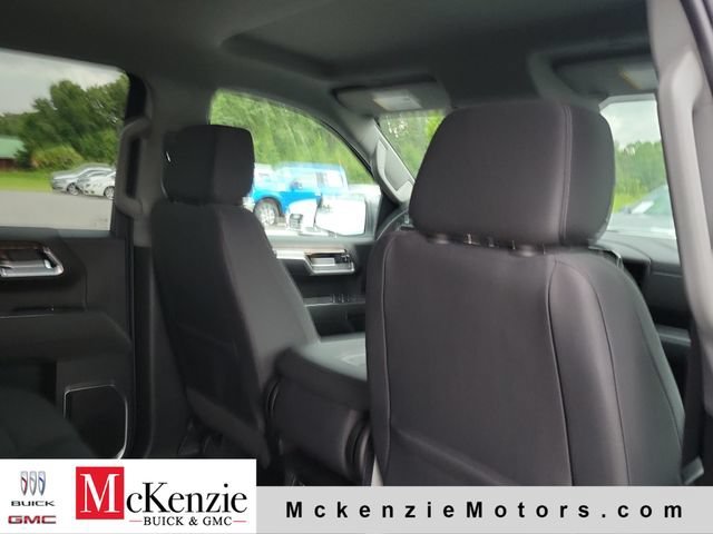 New 2026 Sterling Metallic GMC Elevation image 26