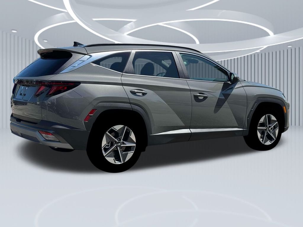 New 2026 Gray Hyundai SEL FWD image 27