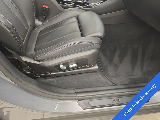 Used 2023 Skyscraper Gray Metallic BMW xDrive30i image 11