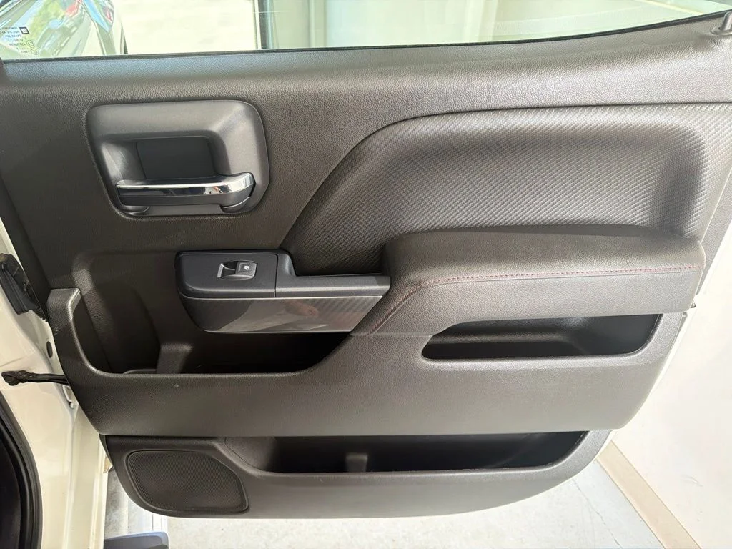 Used 2015 White Diamond Tricoat GMC SLT image 36