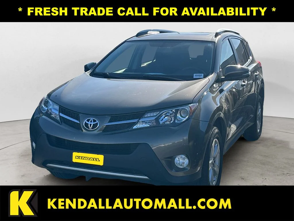 Used 2013 Brown Toyota XLE image 1