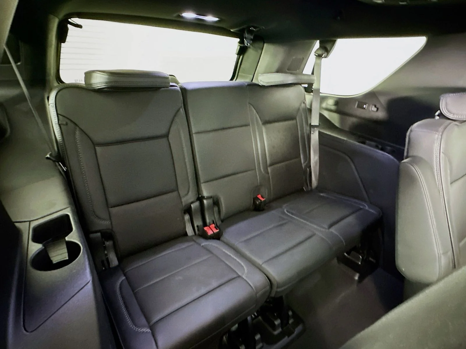 Used 2024 Onyx Black GMC Denali image 30