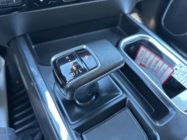 2023 Chevrolet Silverado 1500 LTZ - Photo 25