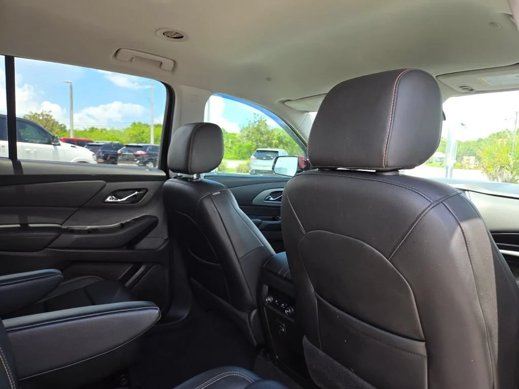 Used 2019 Cajun Red Tintcoat Chevrolet LT Leather image 17