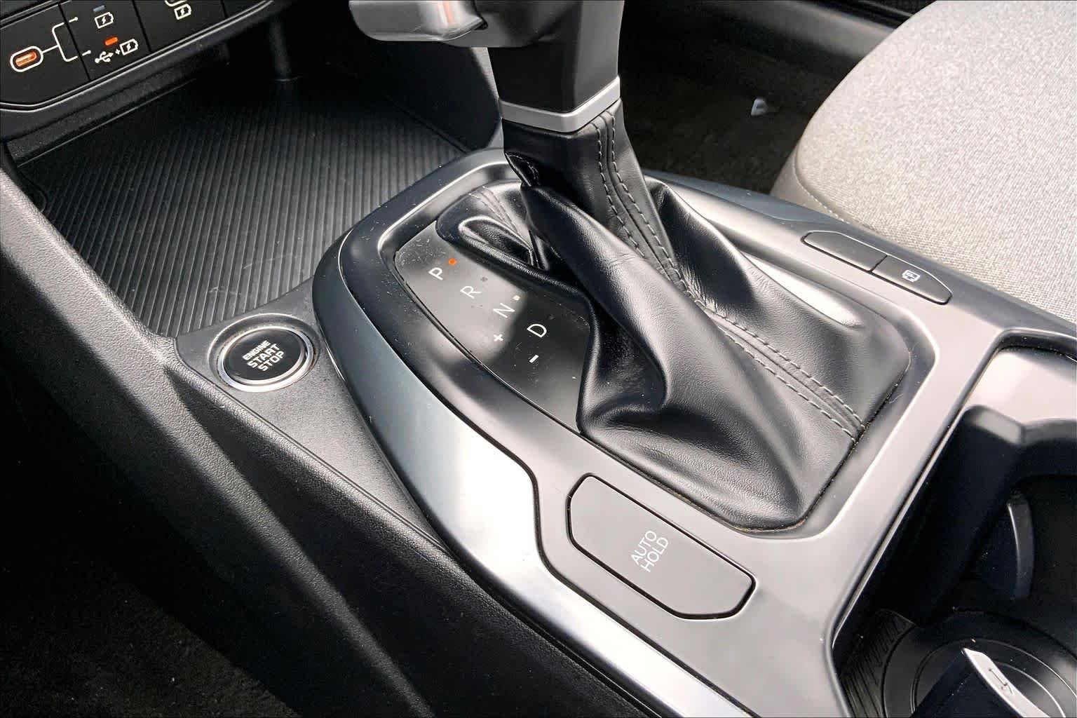 Used 2025 Steel Gray Kia LXS image 35